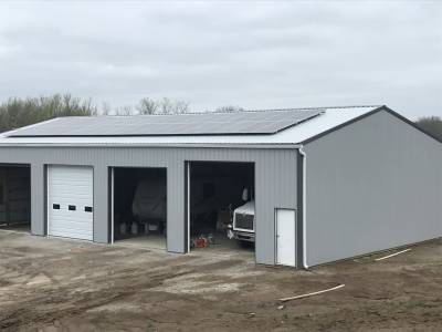 May-2022-Garage-Roof-Mount-Jinko-405-panel-scaled